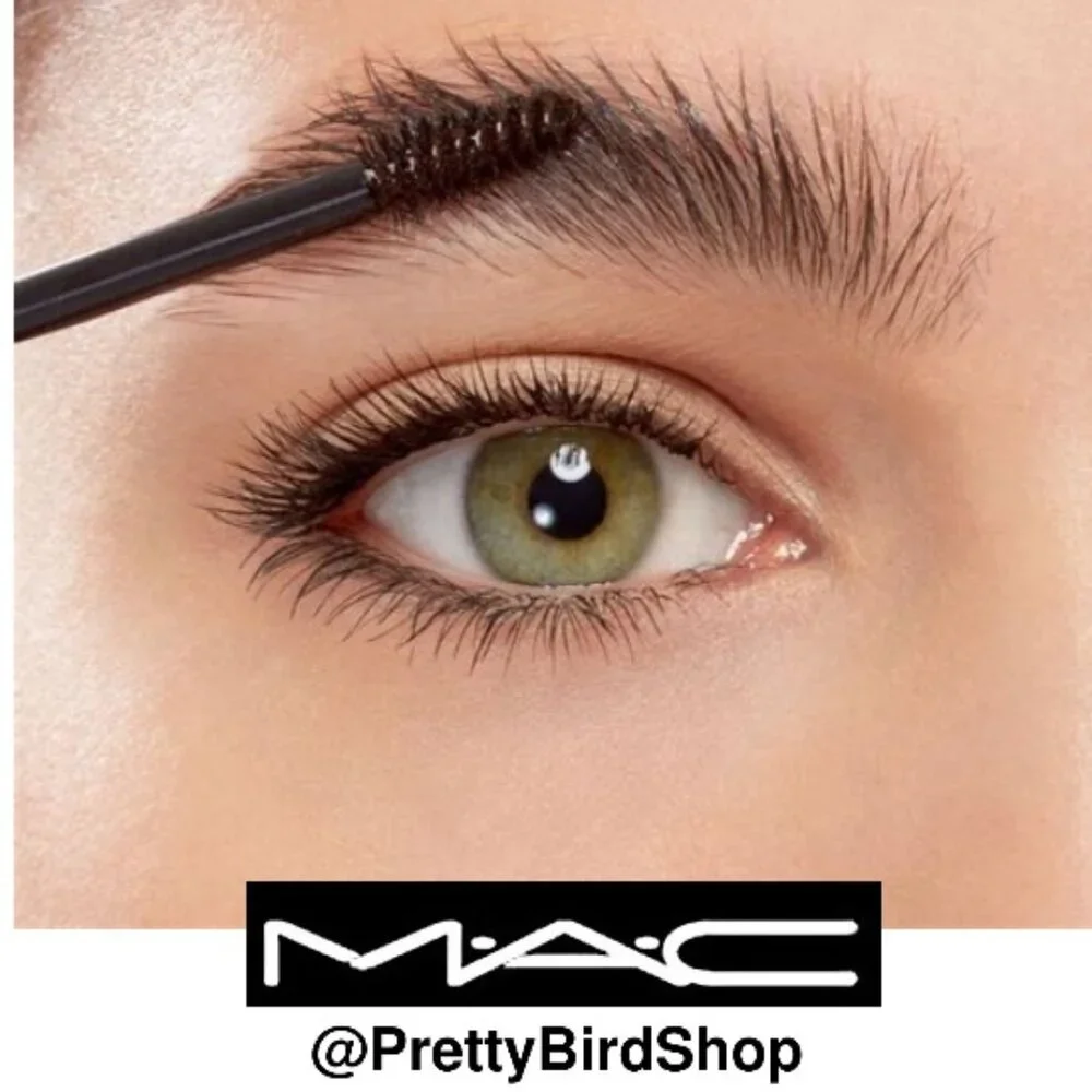 MAC 5 piece set! 2 eyeshadows + brows + clutch Limited Edition NEW holiday gift